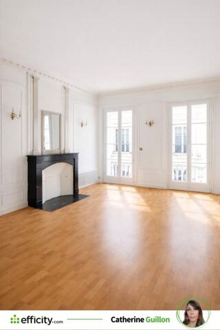  Immeuble � vendre 11 pi�ces 208 m�