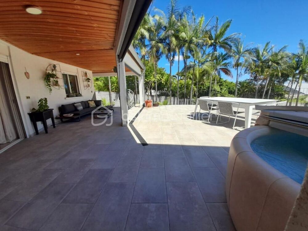 Vente Villa Villa d'architecte moderne de 295 m² : un véritable HAVRE DE PAIX dans le sud de la Réunion ! Le tampon
