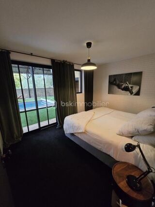  Maison � vendre 8 pi�ces 225 m�