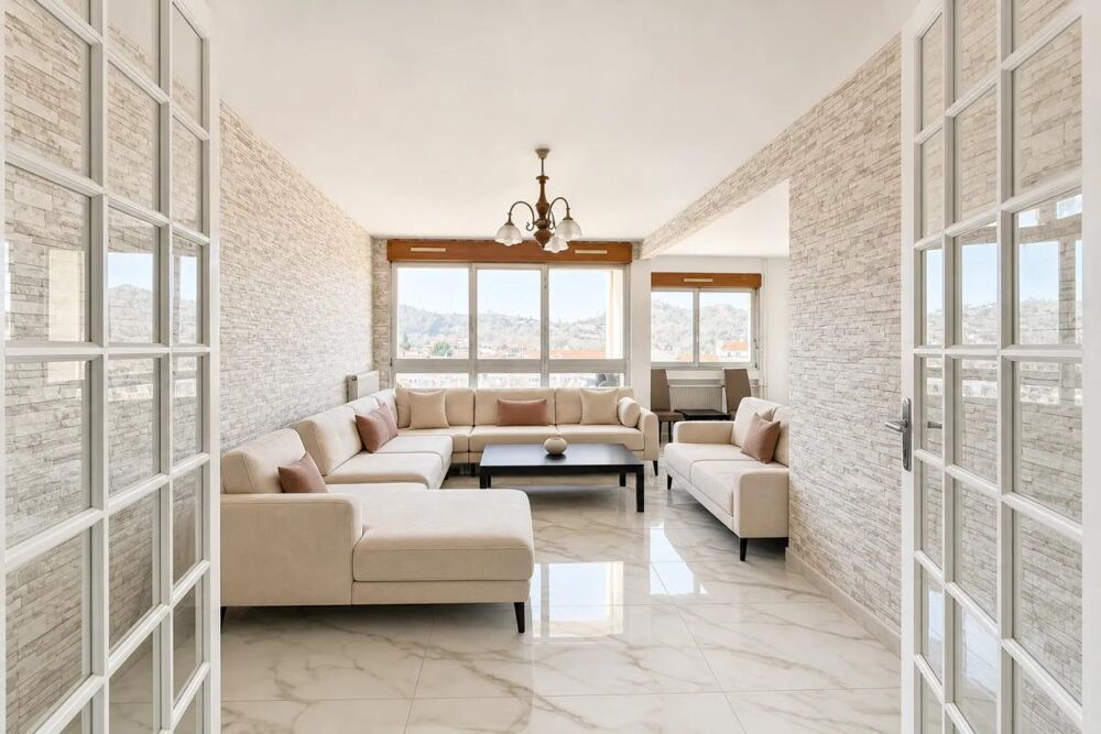 Vente Appartement Superbe appartement rénové avec vue panoramique Saint etienne
