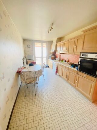  Appartement  vendre 6 pices 130 m