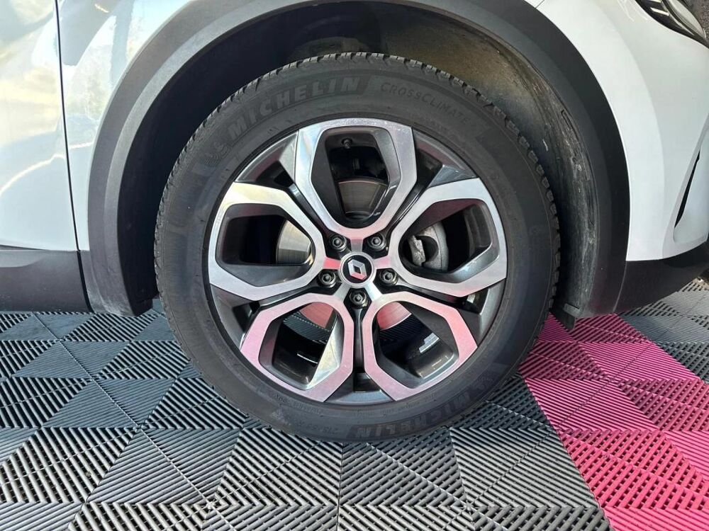 Captur II E-TECH HYBRIDE FAST TRACK - R&eacute;gulateur/limiteur CLIM Auto 2023 occasion 73000 Chambery
