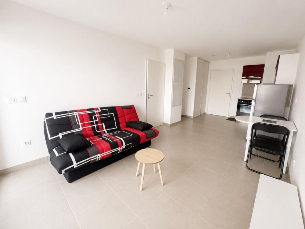 T2 meublé avec parking et terrasse à AGDE