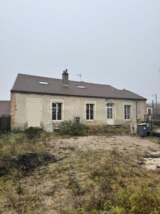  Maison à vendre 10 pièces 261 m²