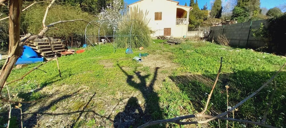 Vente Terrain terrain constructible de 497m2 Gignac
