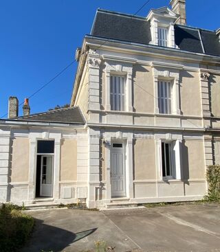  Maison  vendre 7 pices 210 m