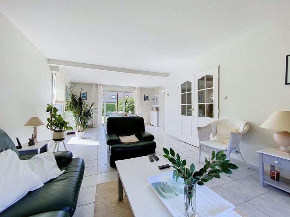 Villa individuelle 4 chambres, bureau, garage 2 voitures