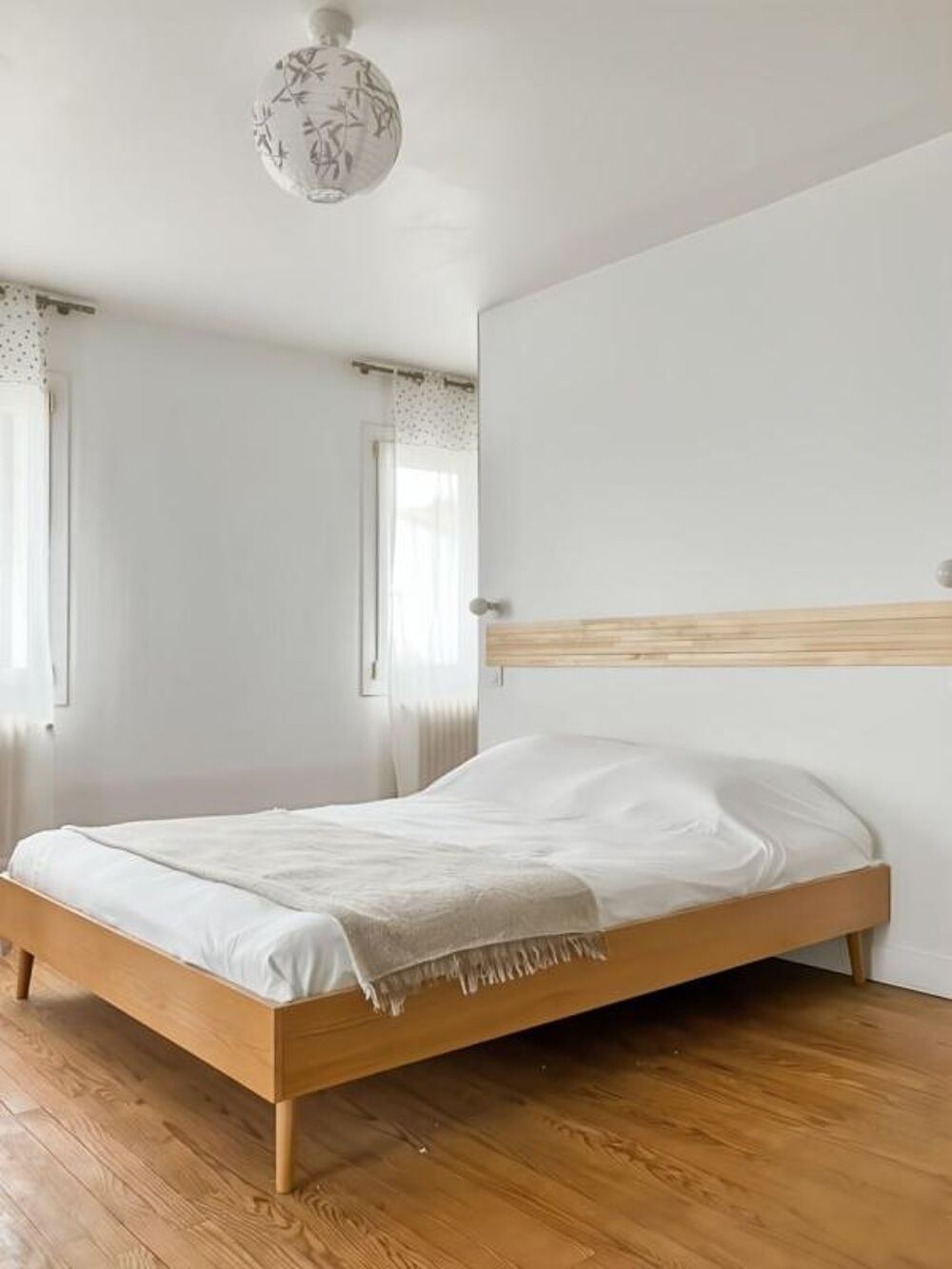 Location Maison 5 pièces 181 m² - Plus