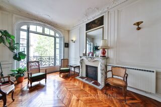  Appartement à vendre 6 pièces 196 m²