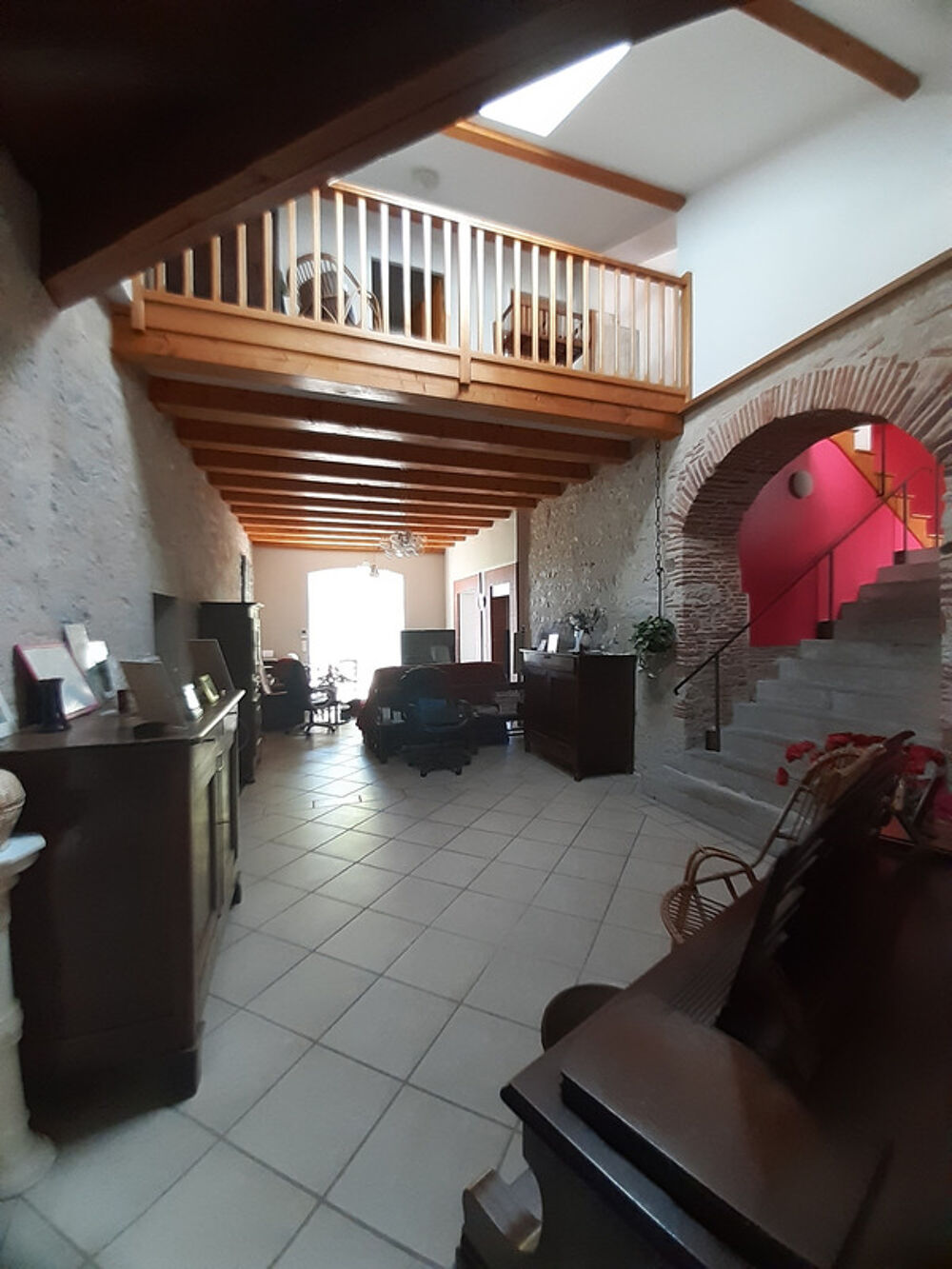 Propriete à vendre 12 pièces CAHORS (46)