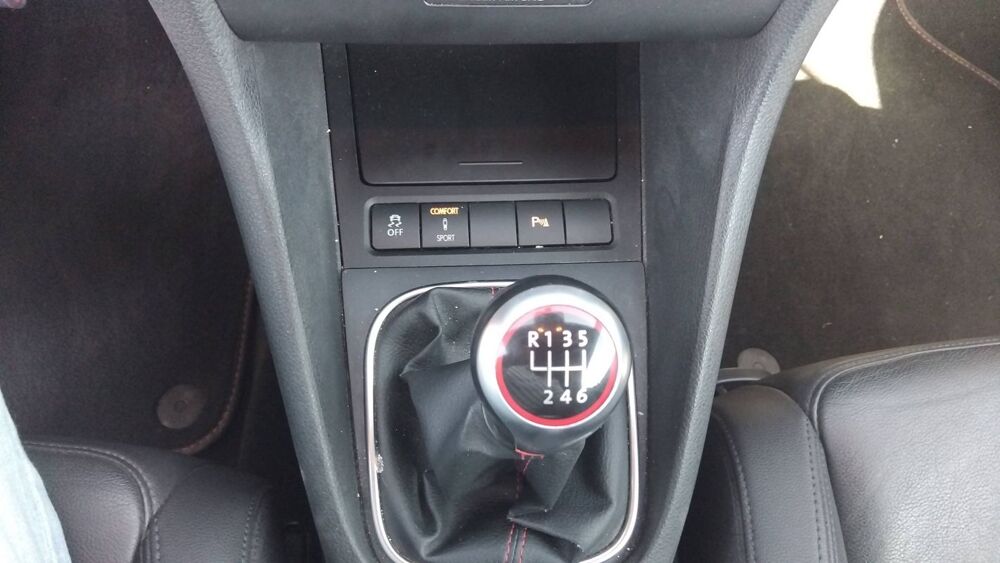 Golf 2.0 TFSI 211 GTI 2015 occasion 38300 Saint Savin