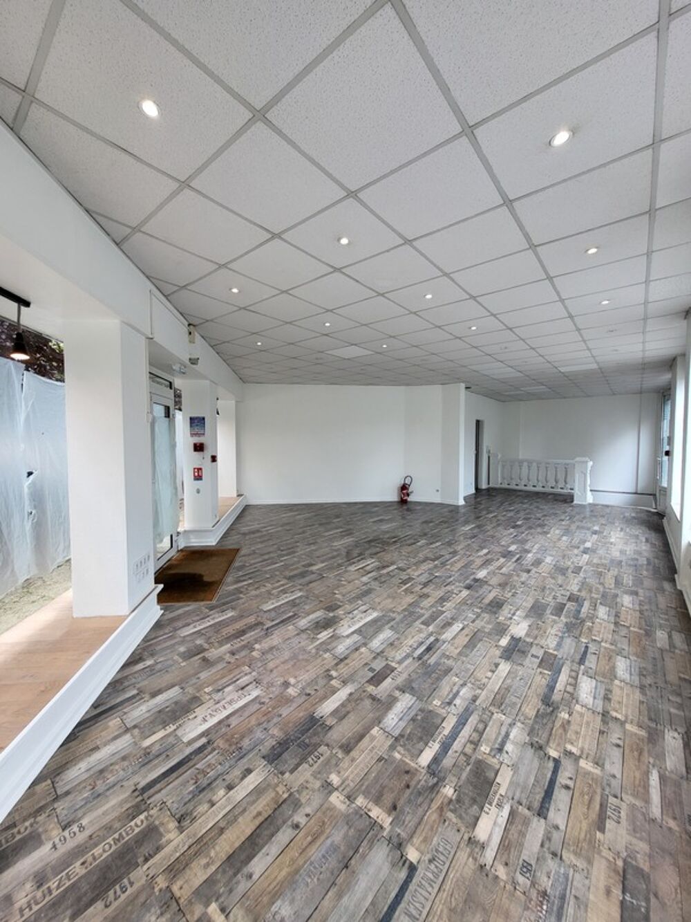    vendre Mur - locaux de 143 m  Savigny-sur-Orge 