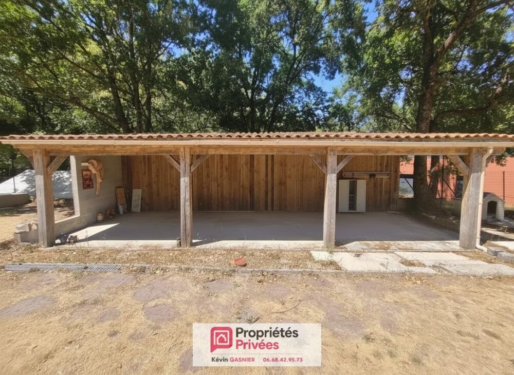 Vente Terrain GARAT (16410) : Terrain constructible de 1200m2 + carport Garat