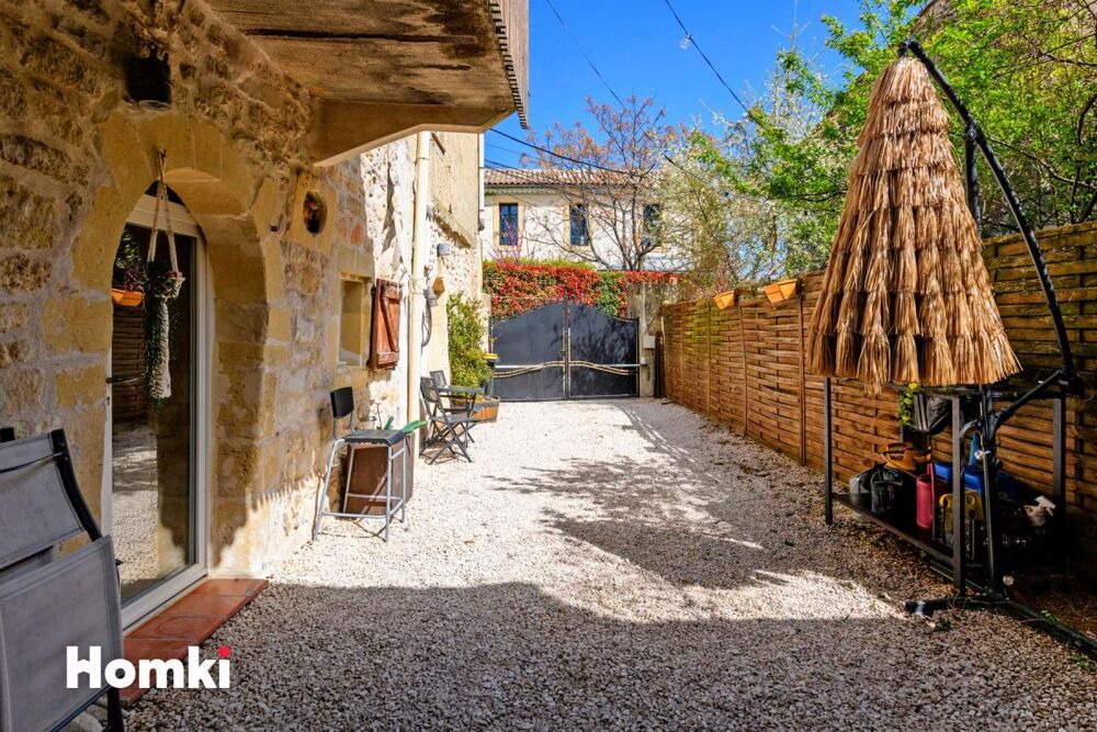 Vente Maison Maison de village 5 pièces de 138 m² avec garage et extérieurs Calvisson