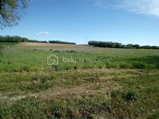  Terrain à vendre 16690 m²