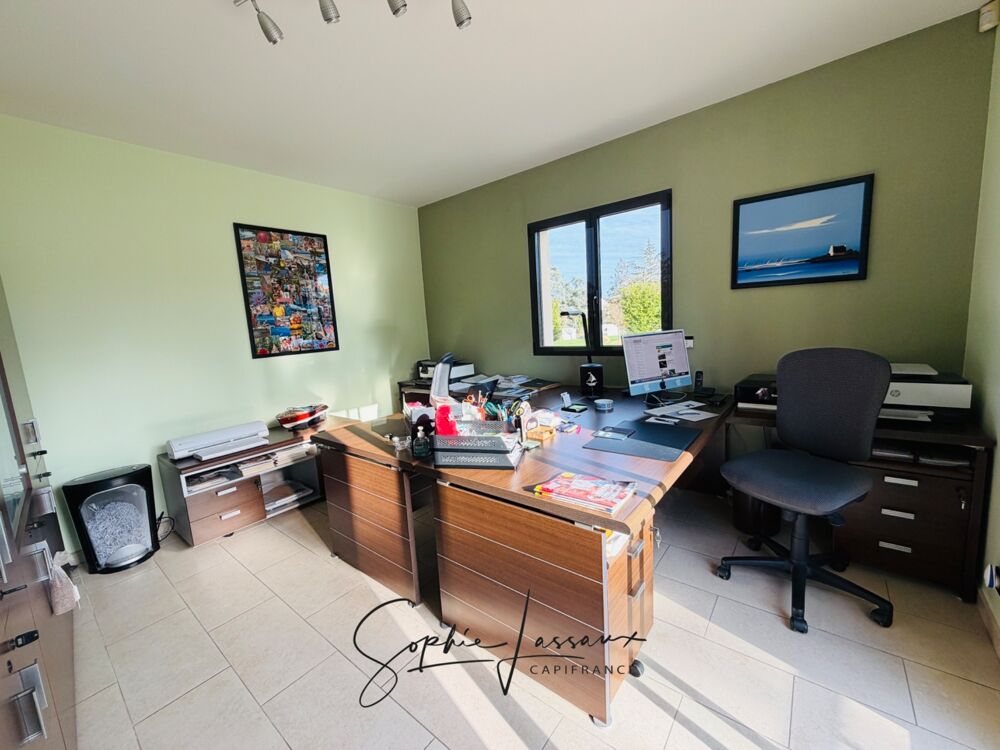 à vendre  Propriété/château Moisson (78840)