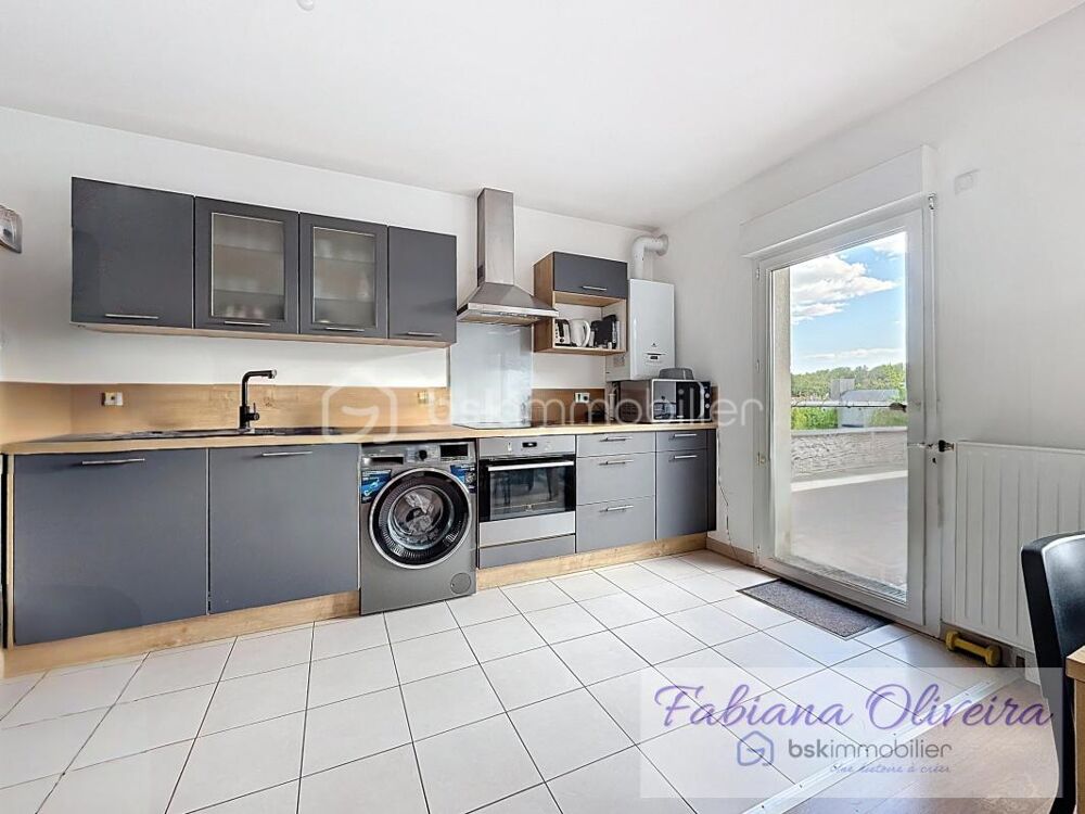 APPARTEMENT F3 CHESSY  70M²  325 000 €