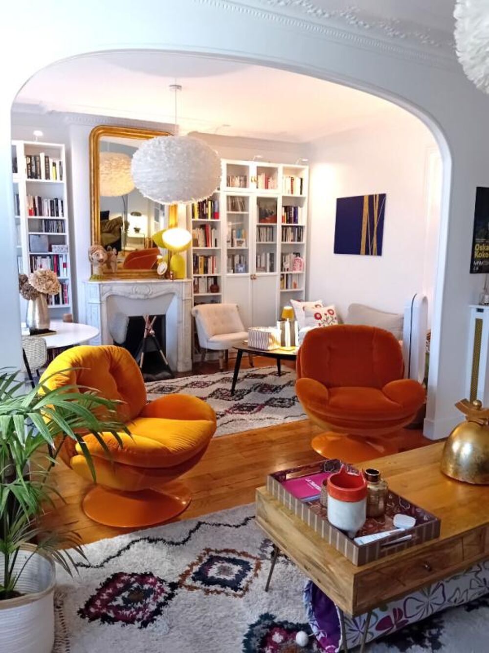 Vente Appartement Appartement Haussmannien 75 m² traversant,  Balcons, ascenseur, chambre de service au 8 étage Paris 12
