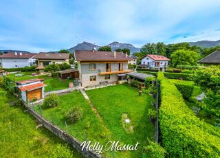  Maison à vendre 11 pièces 237 m²