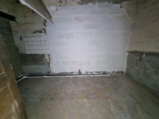  Remise / Grange � vendre 1 pi�ce 68 m�