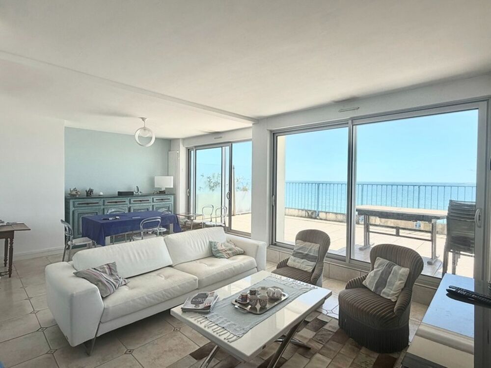 Vente Appartement LA BAULE-QUARTIER LAJARRIGE-DERNIER ÉTAGE-FACE MER-APPARTEMENT 89M2-TERRASSE31M2-GARAGE-2 CAVES-COMMERCES ET PLAGES A PIED La baule escoublac
