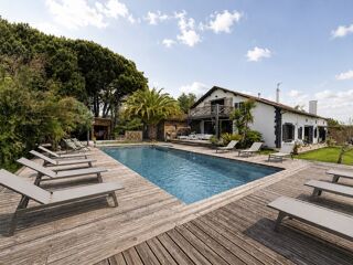  Maison à vendre 12 pièces 408 m²