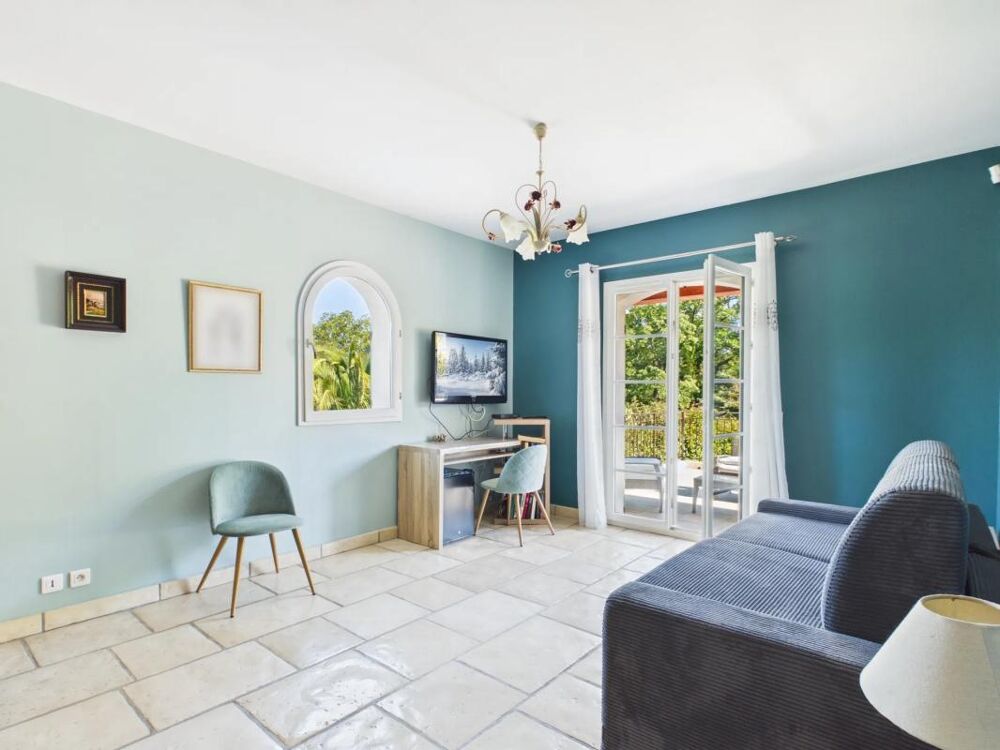� vendre  Villa Montauroux (83440)