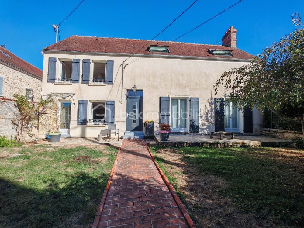 Maison briarde avec terrasse, jardin