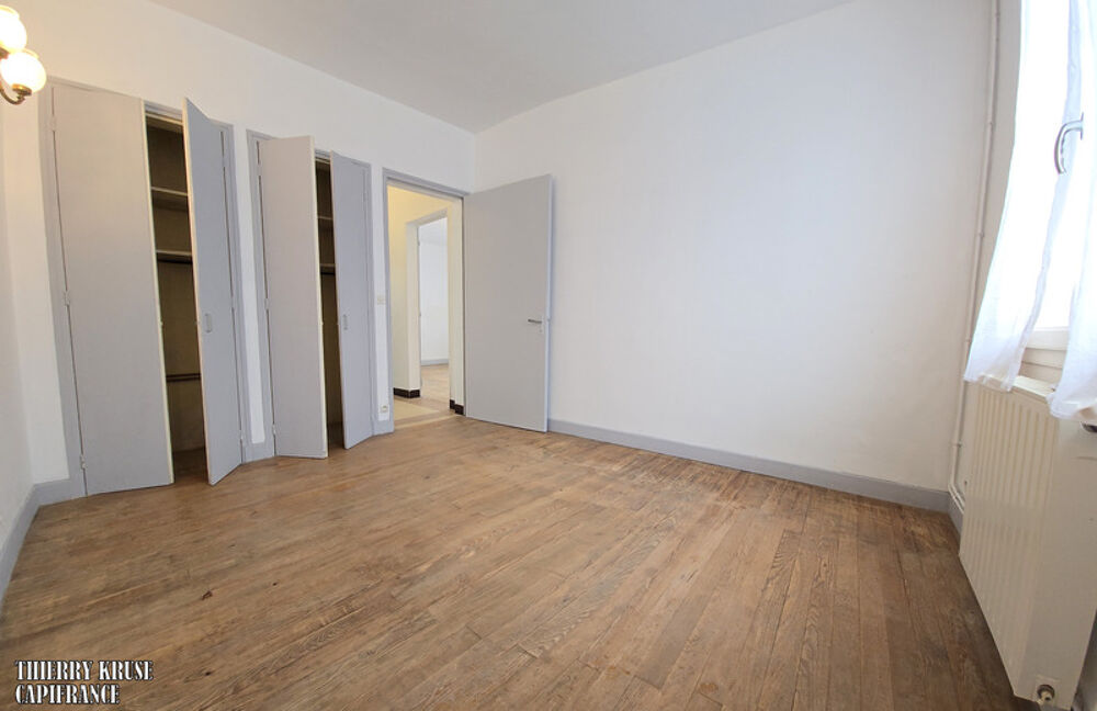 Maison quatre pièce, plain-pied, garages, sur magnifique parcelle de plus 2600m²