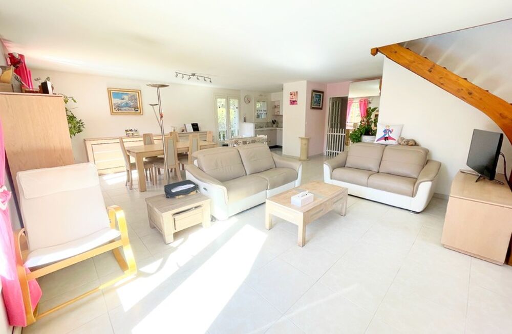 � vendre  Maison Eygui�res (13430)