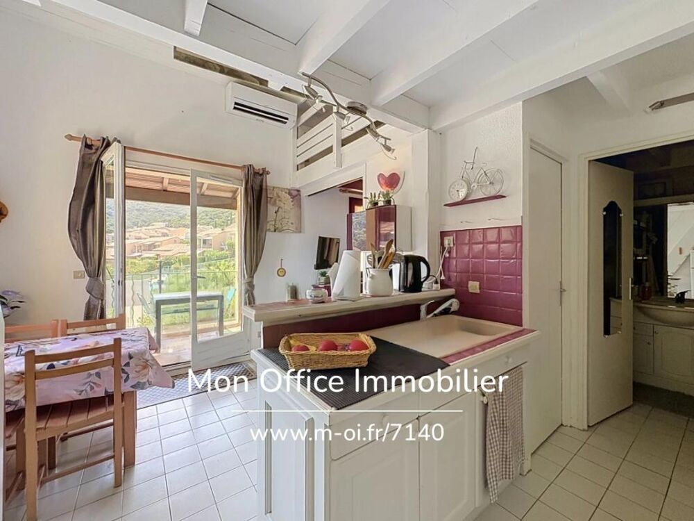 Vente Appartement Référence : 7140-LES - MAZET T3 VUE MER & COLLINES DANS RÉSIDENCE CALME AVEC PISCINE À CAVALAIRE SUR MER Cavalaire sur mer