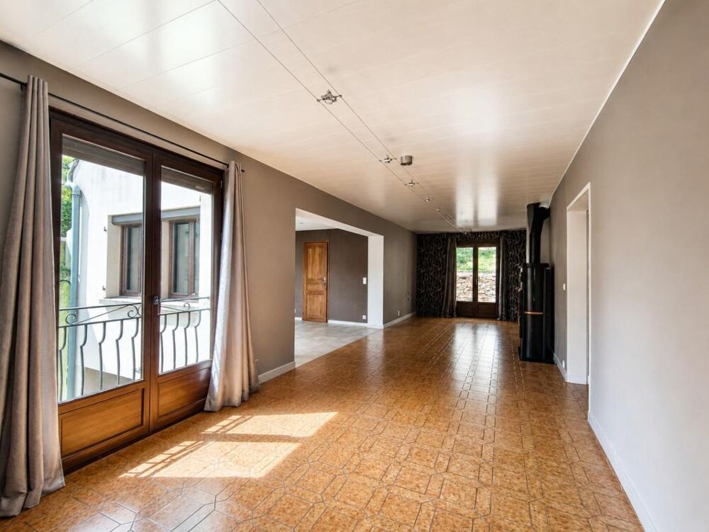 Maison 6 pièces / 180 m² / 305 000 EUR / VERZY
