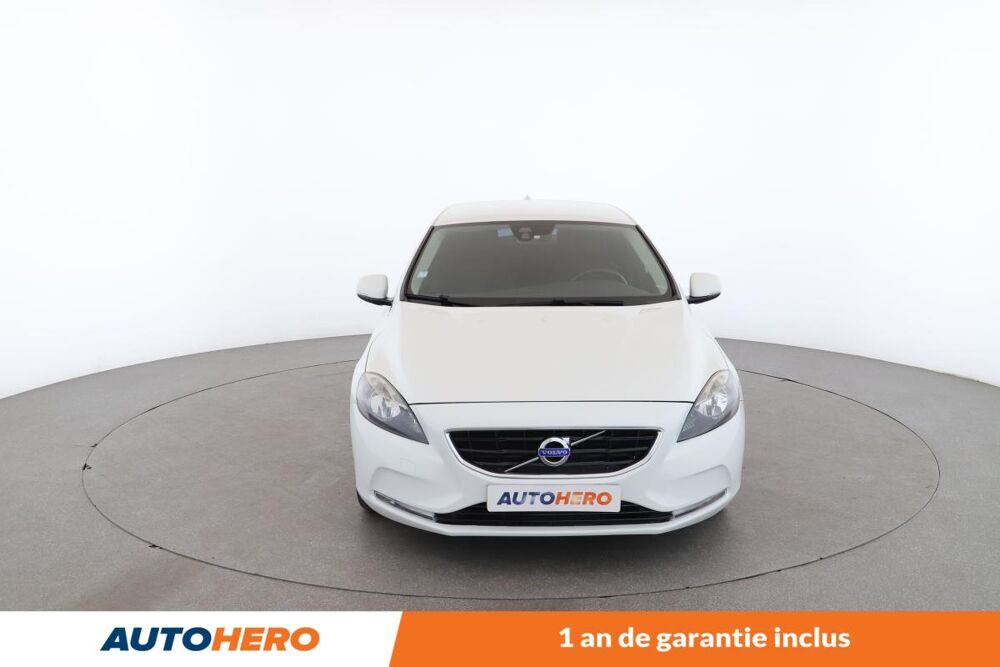V40 1.6 D2 Momentum 115 ch 2015 occasion 92130 Issy-les-Moulineaux