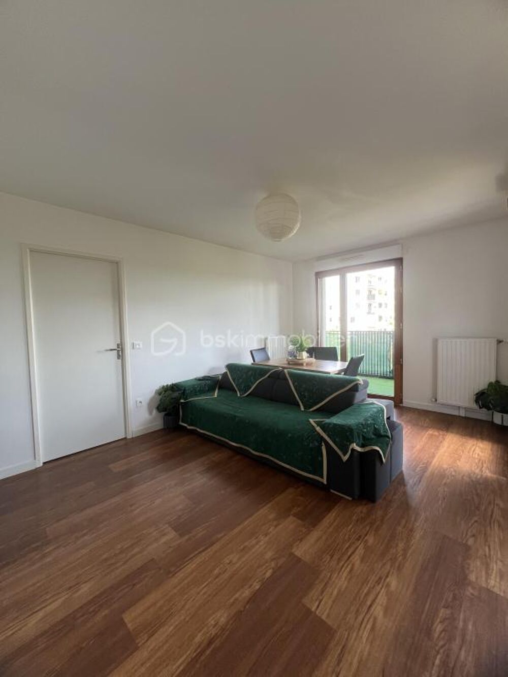 Vente Appartement APPARTEMENT 2 CHAMBRES - BALCON - PLACE DE STATIONNEMENT Bretigny sur orge