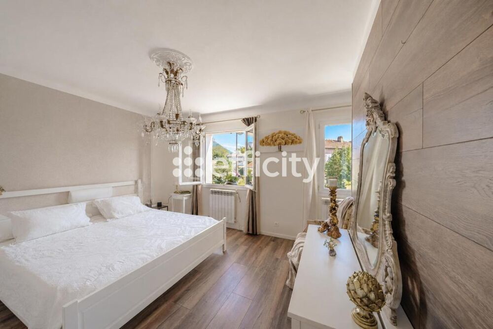 à vendre  Villa La Valette-du-Var (83160)