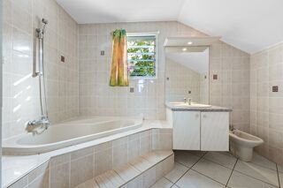  Villa � vendre 5 pi�ces 230 m�