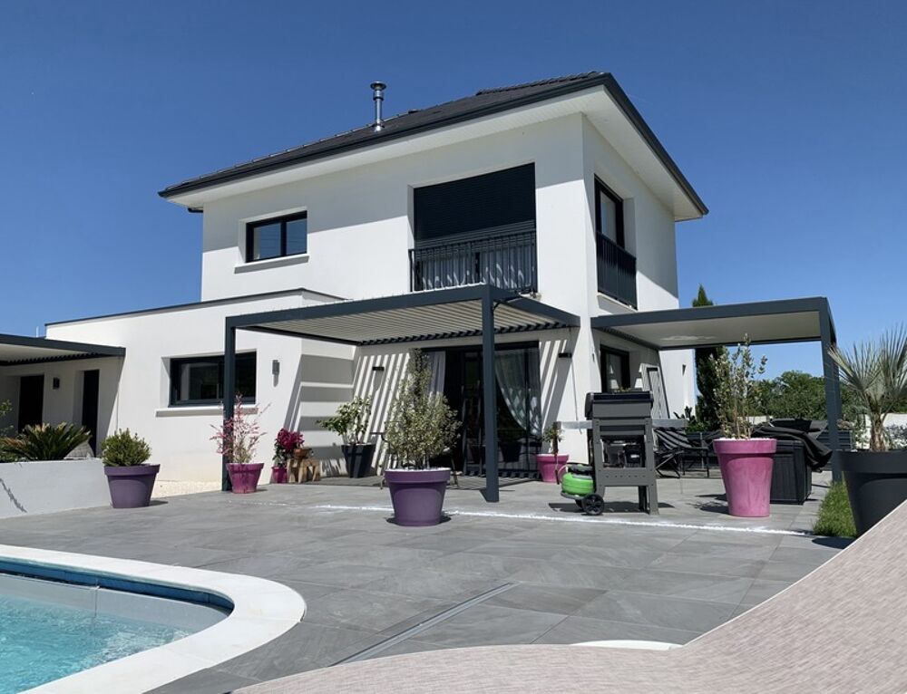 Maison 5 pièces 125 m² · à Maucor · 125 m² · 396 000 €