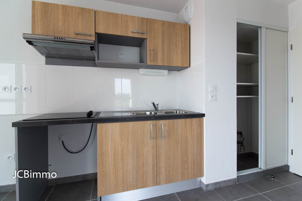 Location Appartement TOURNEFEUILLE - T3 récent avec terrasse et parking Tournefeuille