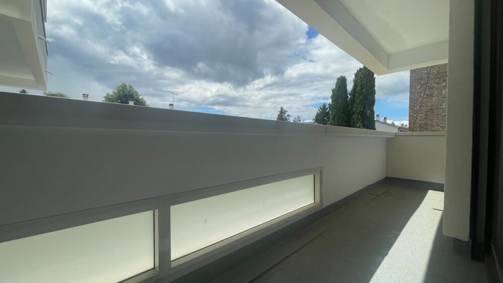Vente Appartement Appartement à vendre T4, 87 m² avec balcon, parking et cave – Ravalement thermique payé et réalisé Plaisir