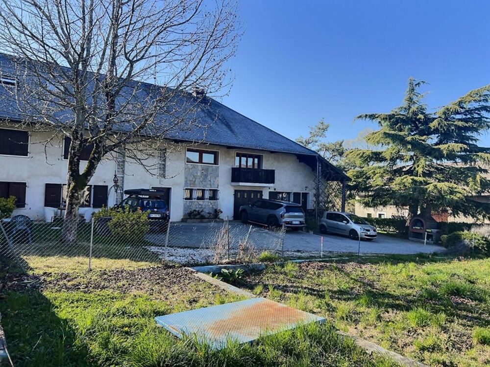 OPPORTUNITE RARE - Ensemble immobilier avec fort potentiel 12 pièce(s) 349 m2