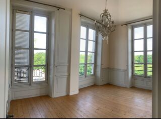 Appartement à louer 3 pièces 78 m²