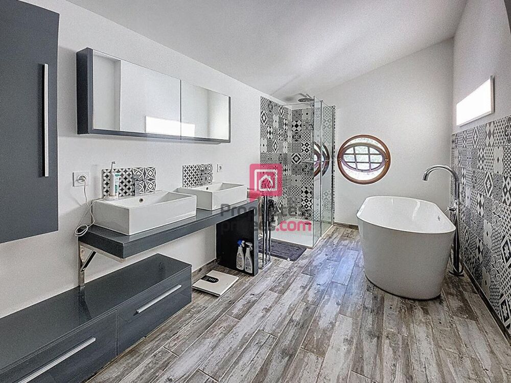 � vendre  Villa La Motte (83920)