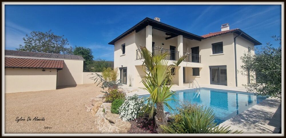 Vente Propriété/Château Propriété à vendre 6 pièces FEILLENS (01)proche Mâcon 207m², piscine chauffée, double garage,5 chambres 2 suites Feillens