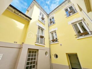  Maison � louer 8 pi�ces 191 m�