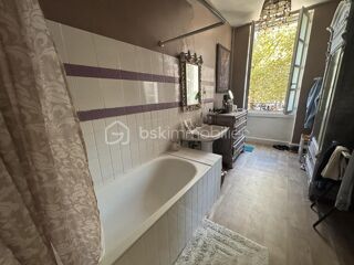  Immeuble � vendre 6 pi�ces 353 m�