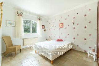  Propriété/château à vendre 6 pièces 250 m²