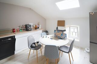  Immeuble � vendre 14 pi�ces 320 m�