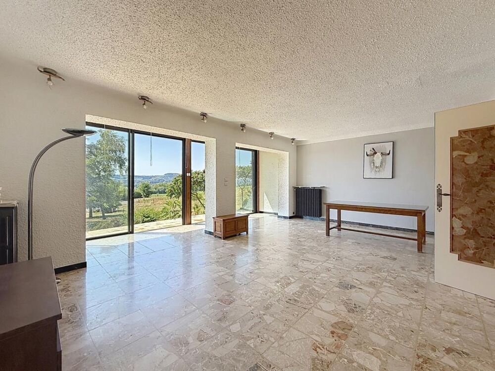 Location Maison Maison 170m² - 3 chambres - Piscine et jardin Alix