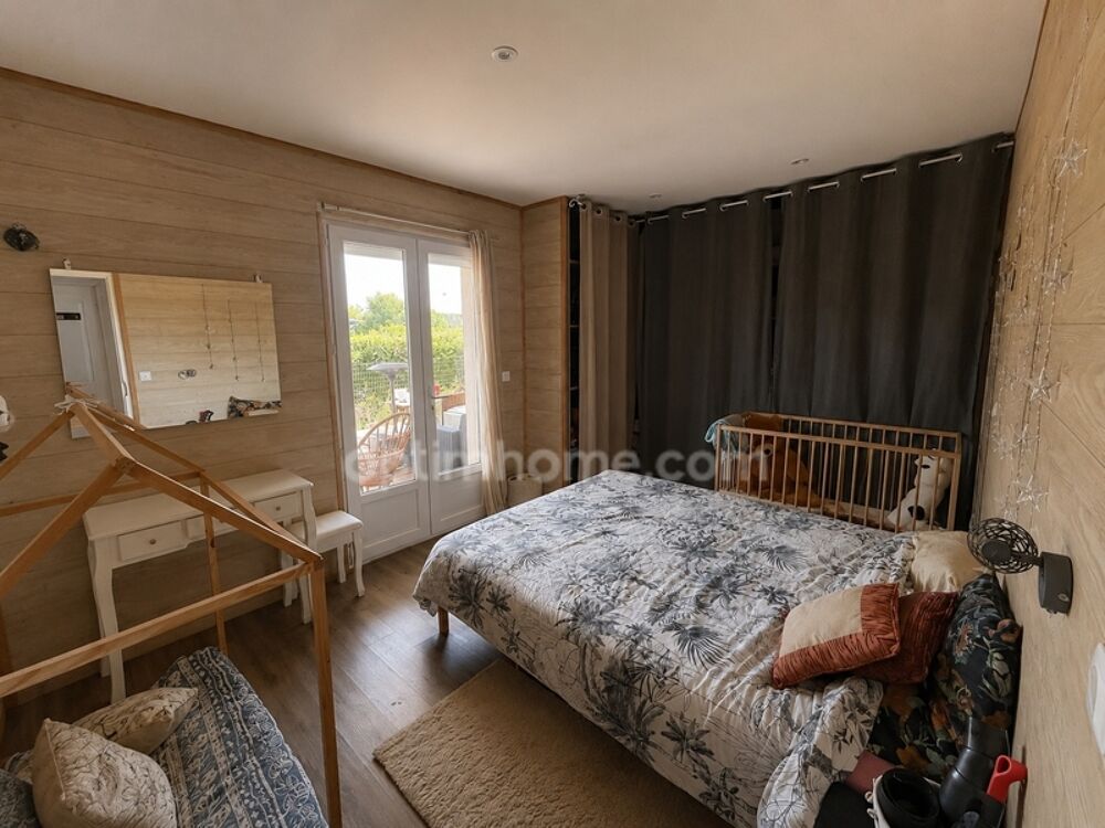 Maison de plain-pied 92 m²  3 chambres, suite parentale, jardin et terrasse à Saint-Laurent-Médoc