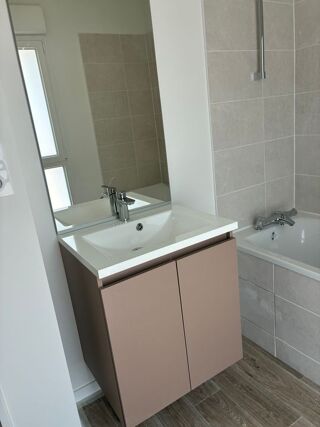  Maison à louer 4 pièces 77 m²
